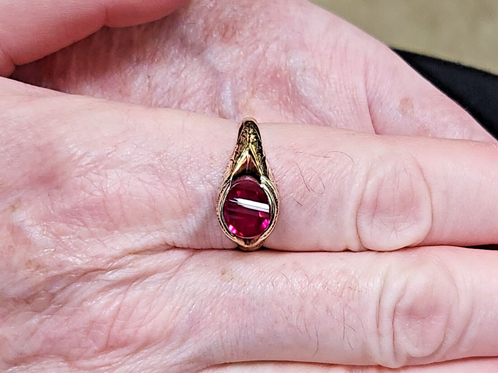1940s 13k Gold Lab Created Ruby Split Shank Semi … - image 14