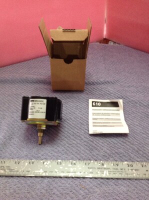 Huba Control Differential Pressure Switch T80 IP30 New In Box