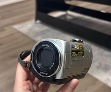 Sony Handycam 30GB HDD Camcorder 40x Optical 2000x Digital 2.7in LCD As Is