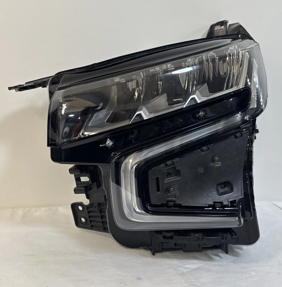 Faro LED lado del conductor izquierdo Chevrolet Tahoe Suburban 2021-2024 OEM completo LED Foto 4 de 4