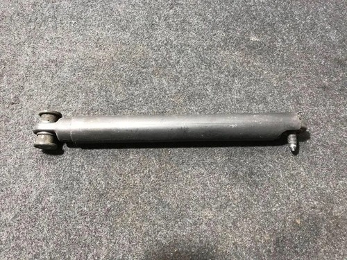 BMW X5 E53 Anschlag zum Schließen der Heckklappe 8402195 3.00 Diesel 31005152