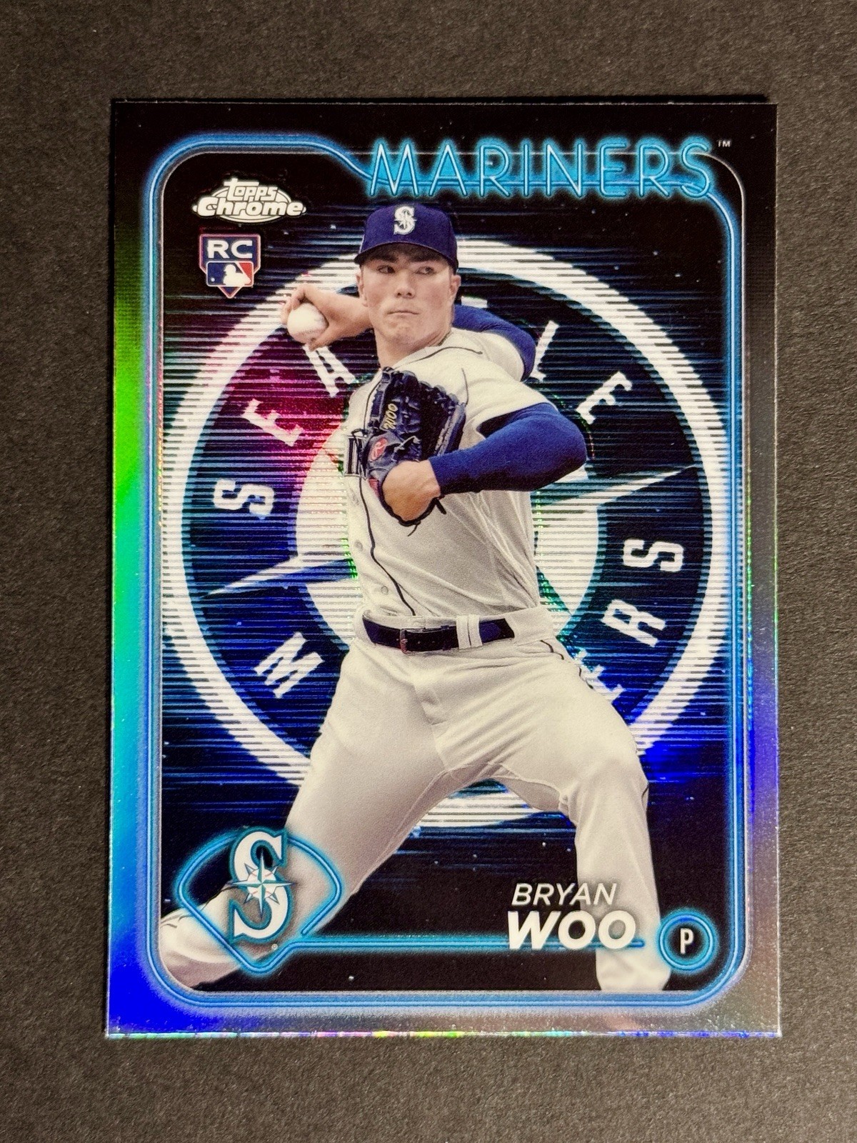 2024 Topps Chrome - Bryan Woo #172 Lightboard Logo Refractor (RC)
