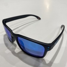  HOLBROOK  POLARIZED. Black frame, blue lense, blue logo