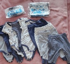 Kiddiezoom  19 Piece 3-6 m baby boy Set Bodysuit Trousers Hat