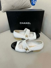 CHANEL Ballerines à fermoir tournant 36 153746818