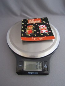 NINTENDO NES SUPER MARIO BROS. PIXELATED PIN SET MARIO & TOAD