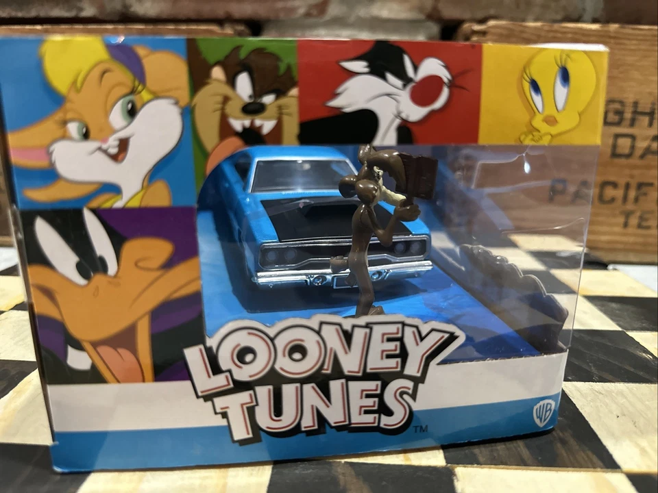 Jada 1:24 Loony Tunes Wile E. Coyote y Plymouth Road Runner 1970 Foto 4 de 4