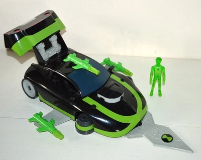 Jouet voiture transformable BEN 10 Ten Mark Ultimate BANDAI Cartoon Network 2010 - Photo 1/4