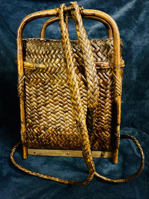 Vintage Philippine Pasiking Bontoc Sangi Indigenous Basket  display picture 3