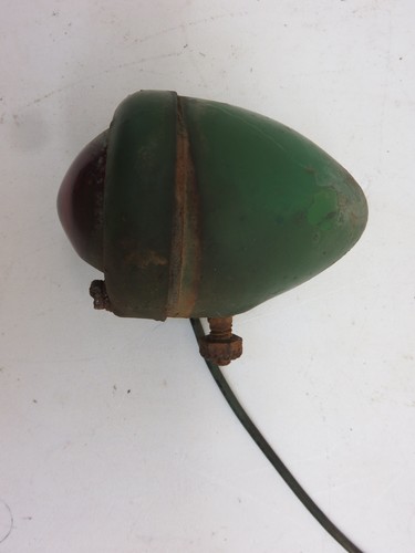 AA4530R John Deere Tail Light For A, B, G, M, MT, R - Picture 5 of 7