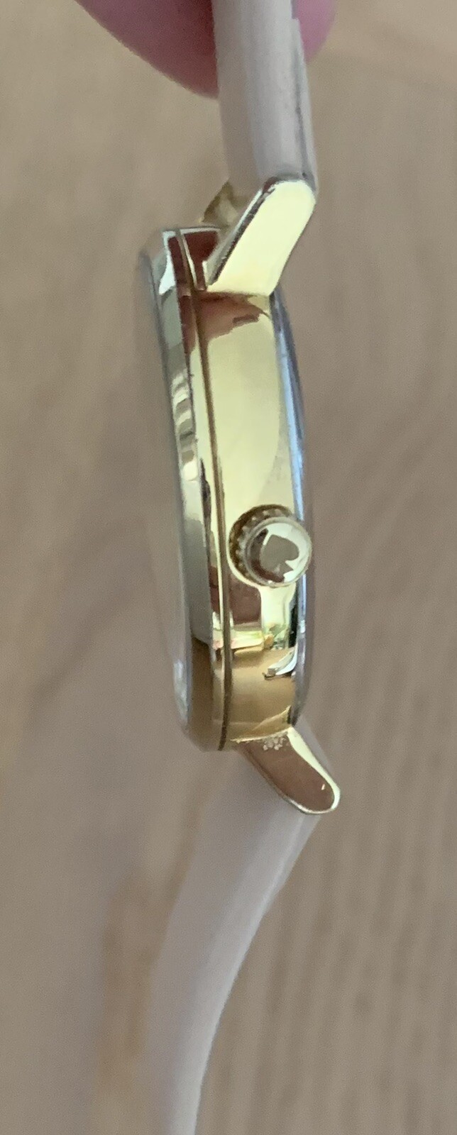 Kate Spade New York Scallop Dial Metro Crystals Ladies Watch Designer Stylish thumbnail 6