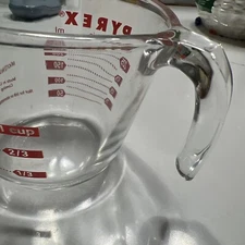 Vintage PYREX One Cup/250 ML Glass Measuring Cup J Handle