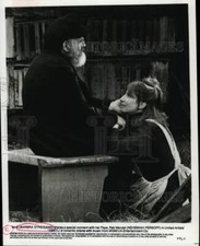 1983 Press Photo Barbara Streisand and Nehemiah Persoff in "Yentl" - lrx39104