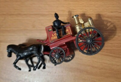 ''Kent Fire Brigade'' Lesney No 4 England Feuerwehr Matchbox Red Rot Horses Black