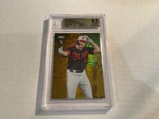 2023 Topps Chrome Update Gunnar Henderson Celebración BGS 9.5 Gold /50 POP 1
