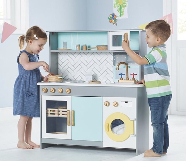wooden kitchen and washing machine set