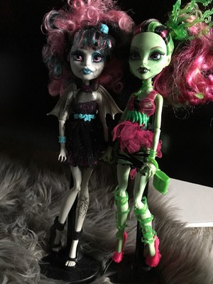used monster high dolls cheap
