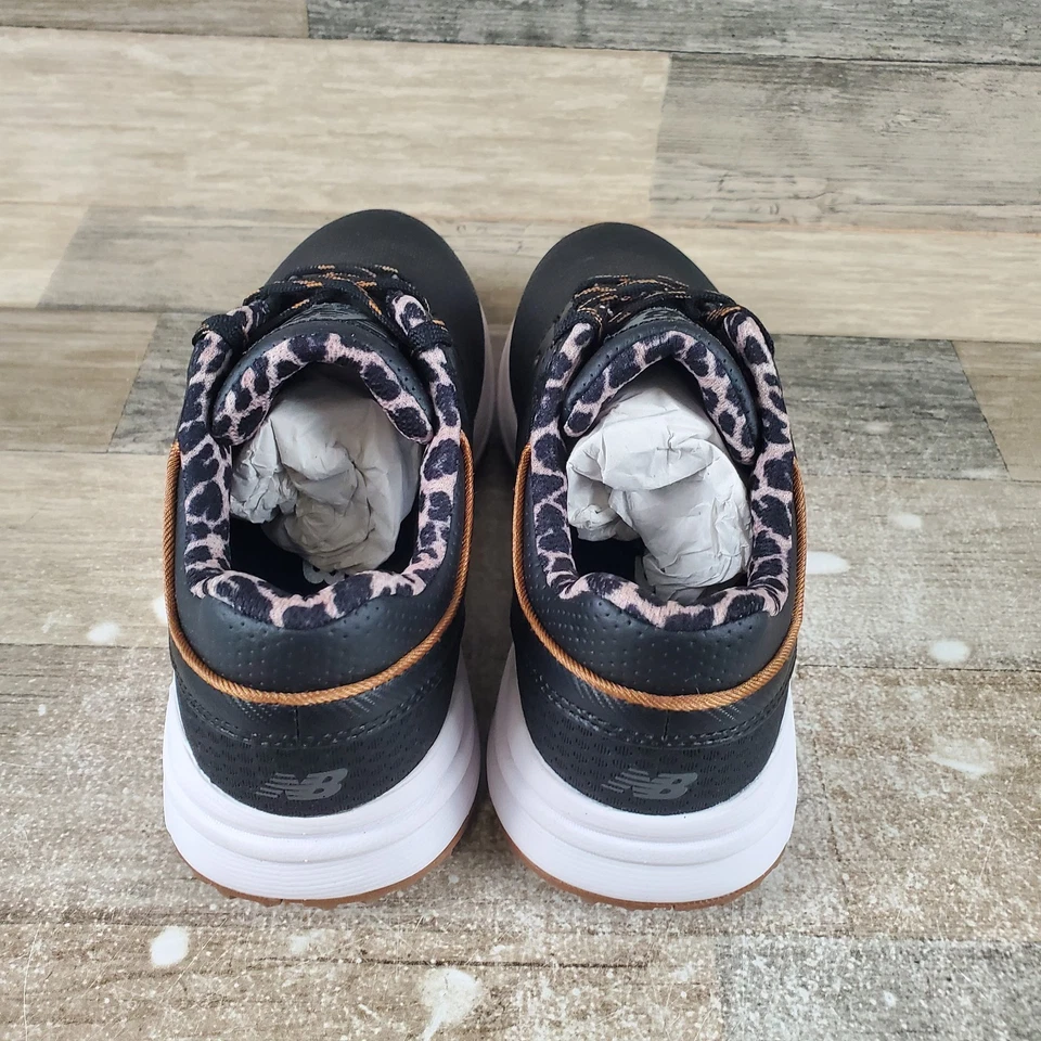 Tênis de golfe New Balance Brighton feminino tamanho 7.5 D atlético preto chiclete spike - Imagem 3 de 4