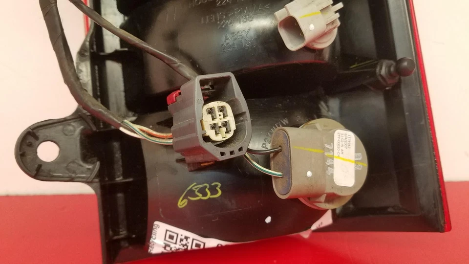 Jeep Patriot 2008 5 puertas Estate N/S luz trasera luz de pasajero 05116241Ai Foto 3 de 4