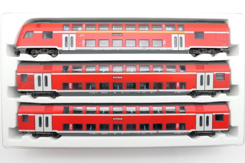 Minitrix 15824 3er Set Doppelstockwagen der DB AG, rot, LED, OVP, (E616) | Zustand: Gebraucht