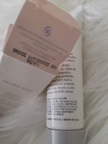 Mary Kay fond de teint moyen couverture bronze 507 bouchon gris huileux normal 042011 - Photo 4/4