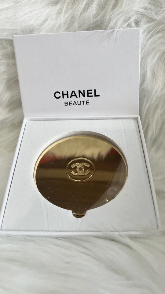Chanel Beaute Gold Compact Mirror Dual Sided CC Logo GWP Rare VIP Gift Brand New - Image 4 of 4