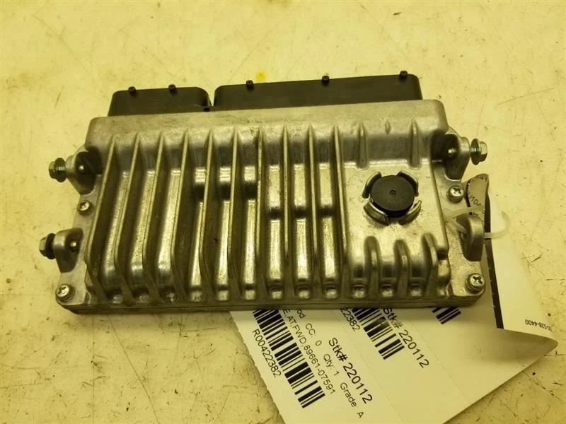 Módulo de control electrónico ECM motor Toyota Avalon 2013-2014 89661-07591 Foto 3 de 4