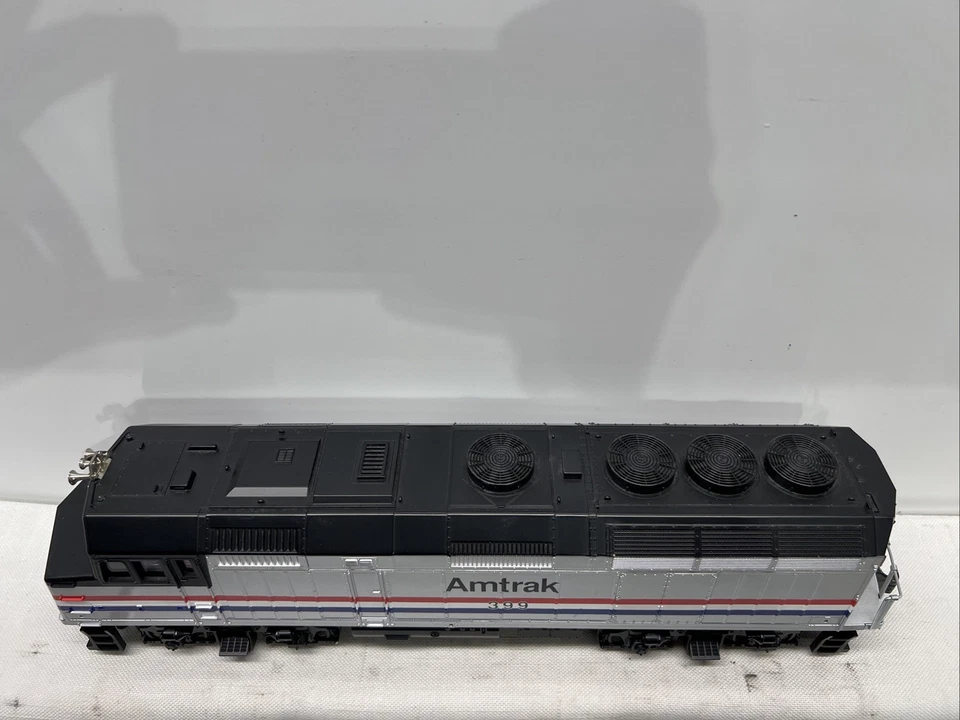 MTH AMTRAK #401 Doble Motor F40PH Doble Motor DCRU Bocina Coach & Dinette LN Foto 4 de 4