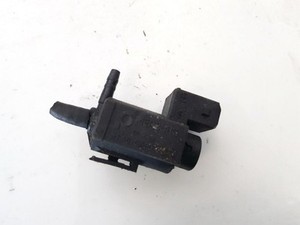 72234100 Umschaltventil Ventil (Druckwandler, Abgassteuerung) 174 DE1328765-04