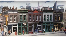 Walthers Cornerstone HO Scale Building/Structure Kit Merchants Row I Downtown
