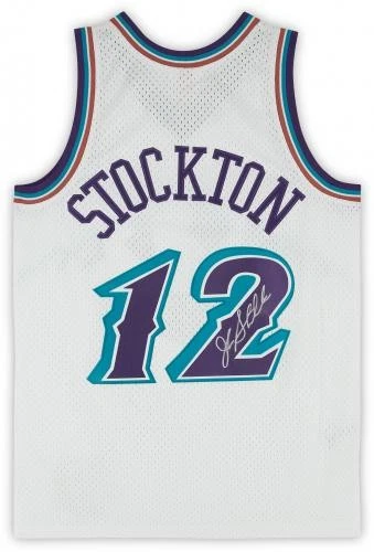 Футболка универсального игрока белая с автографом Джона Стоктона из Utah Jazz Mitchell and Ness 1996-97 - Изображение 2 из 4