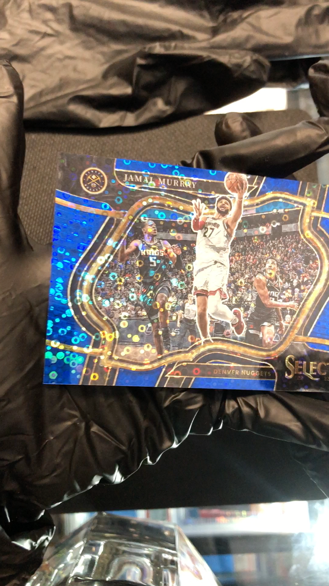PANINI NBAカード SELECT PRIZM JAMAL MURRAY DENVER NUGGETS 084/299 #4 送料無料 中古 IT1 2023-24 Panini Prizm Jamal Murray Red Prizm Parallel #/299