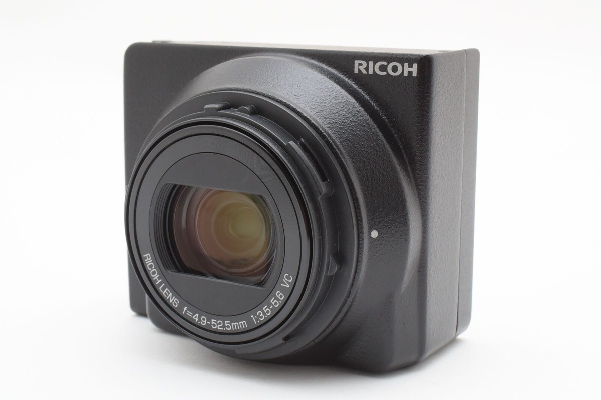 RICOH GXR Camera Unit P10 Lens 28-300mm f/3.5-5.6 VC [Near