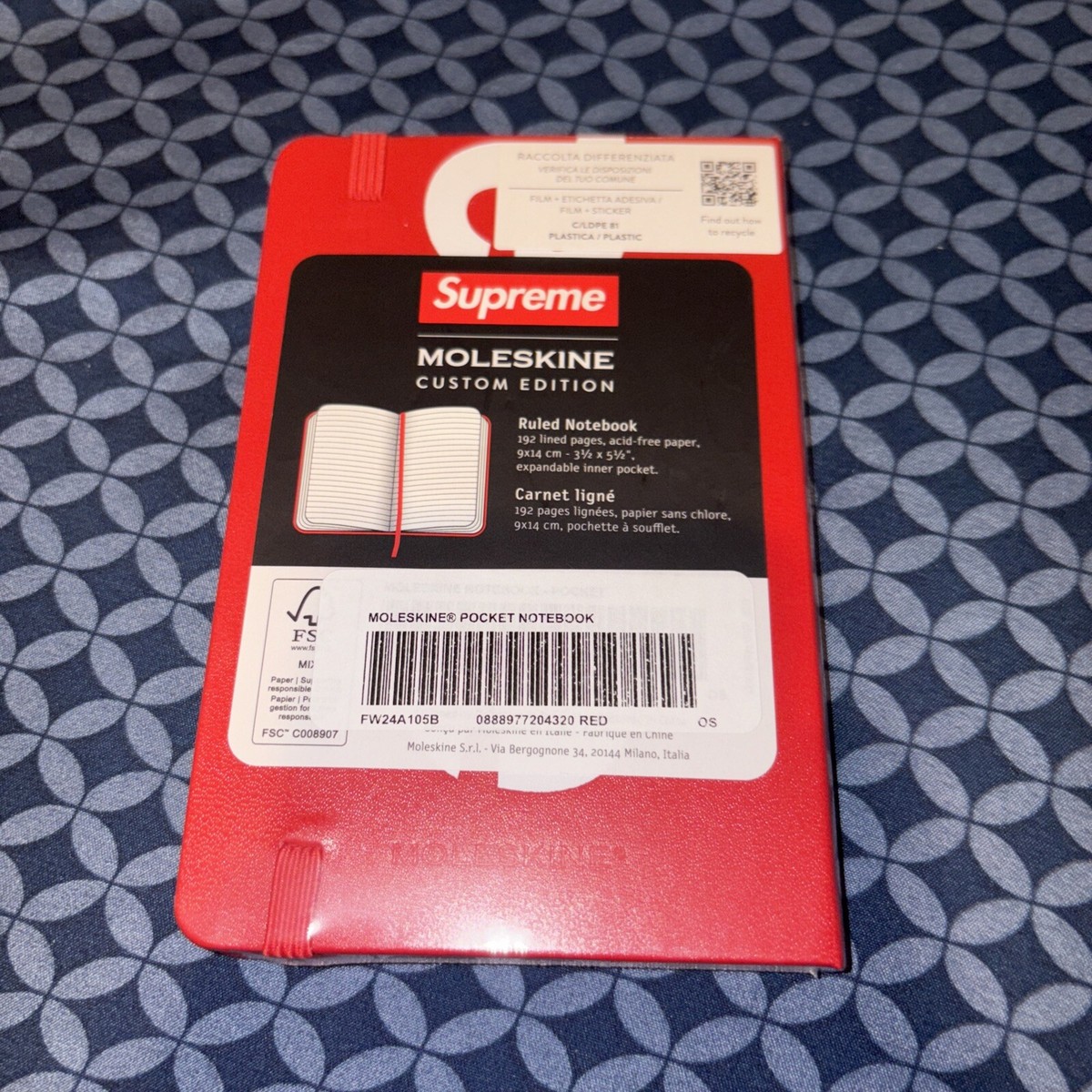 Supreme®/Moleskine® Pocket Notebook Small with free Supreme Supreme®/Moleskine® Pocket Notebook Small with free Supreme