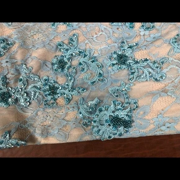 华丽蓝色和棕褐色串珠花边美人鱼舞会礼服尺寸 4 蓝色美人鱼连衣裙 — 第 4/4 张图片