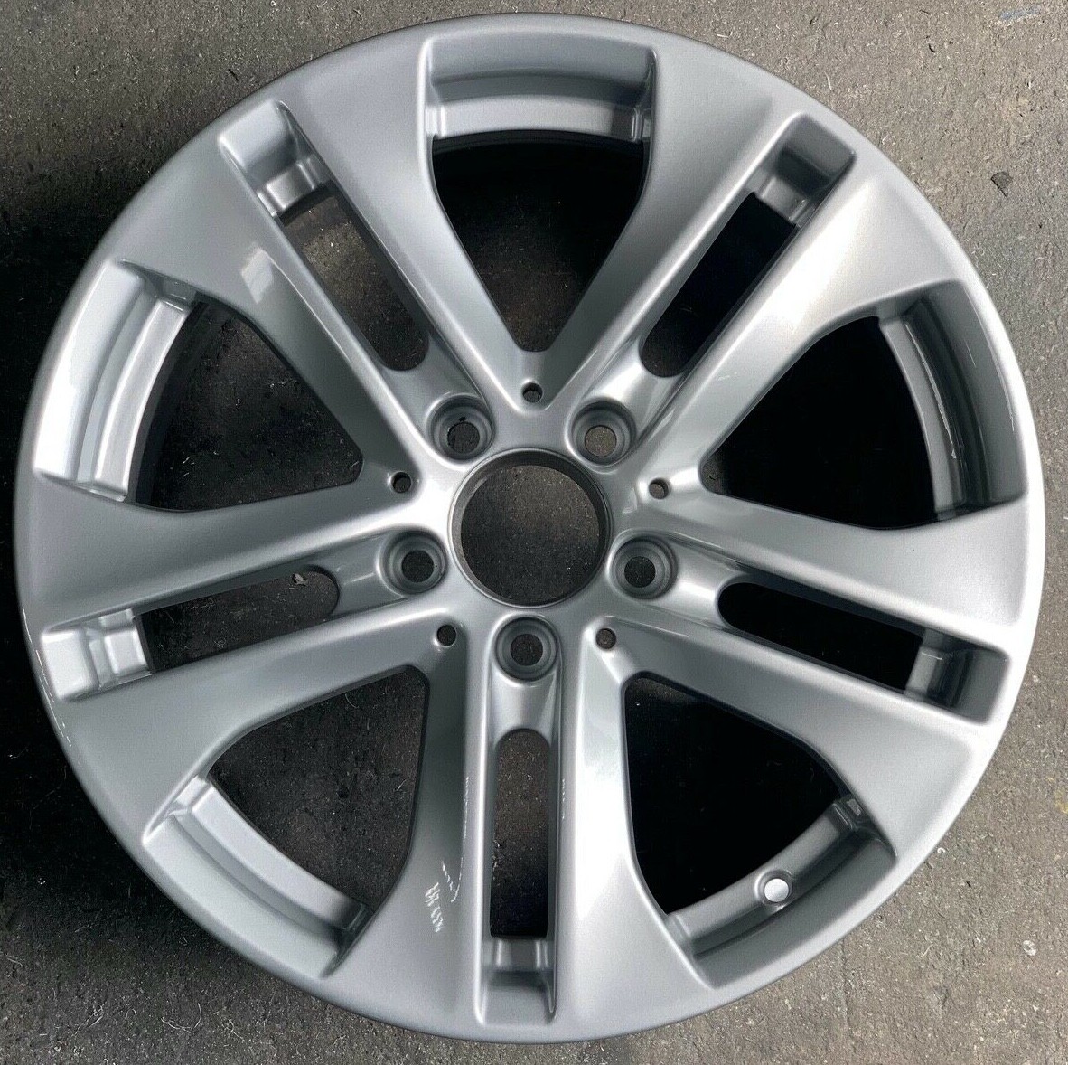 20122014 MERCEDES BENZ C250 C300 C350 ORIGINAL AMG 17x7.5 RIM 85260