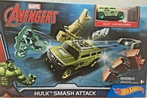 hot wheels hulk smash attack