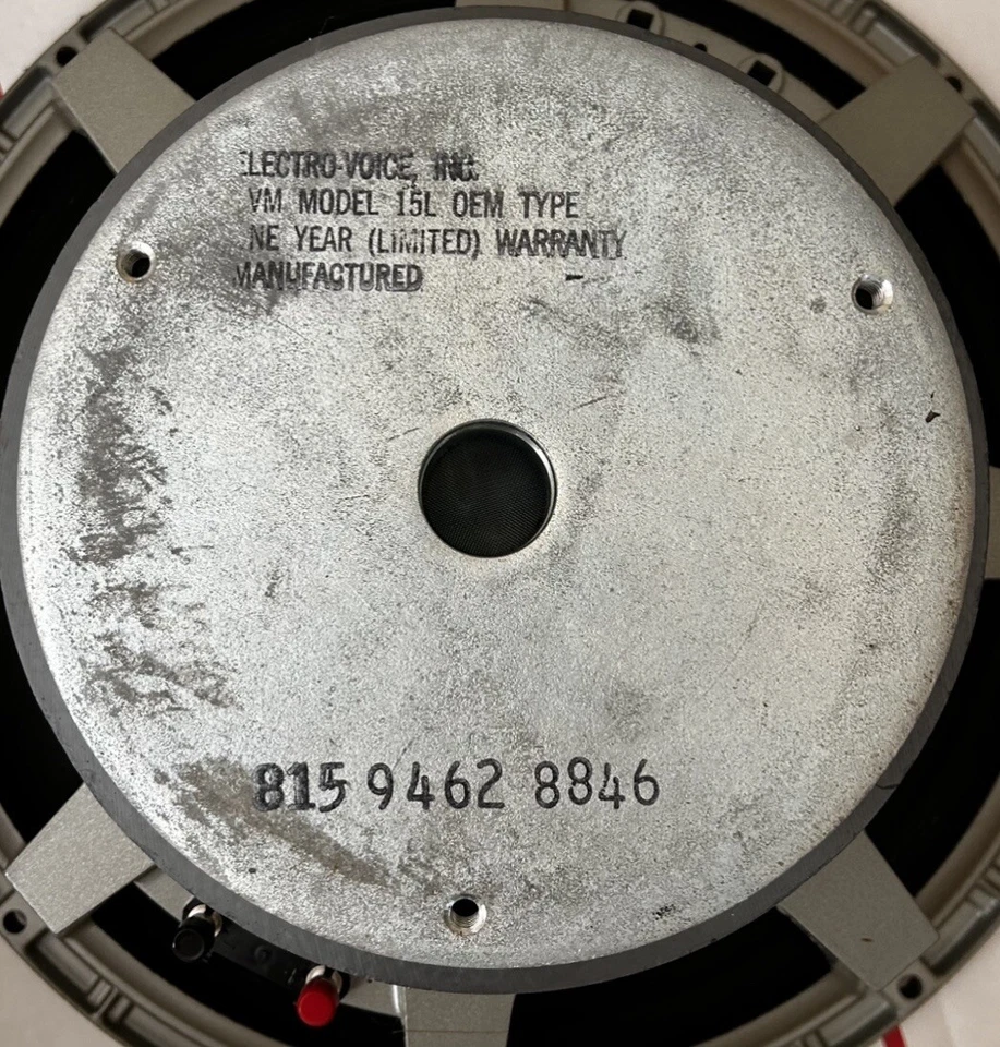 Woofers ELECTRO-VOICE/EV—Modelo # 15L/ también conocido como RENKUS-HEINZ 8846–15 pulgadas-UN PAR Foto 4 de 4
