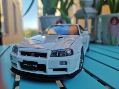 nissan skyline r34 juguete