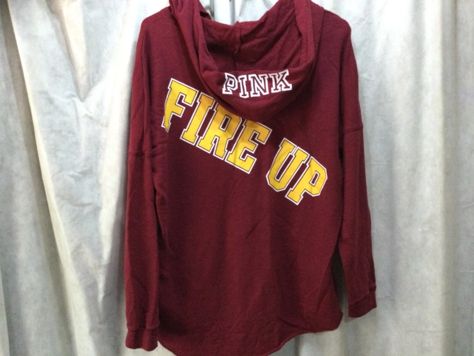 UNDERCOVER Camicia piccola con cappuccio Central Michigan University CMU rosa Victoria Secret