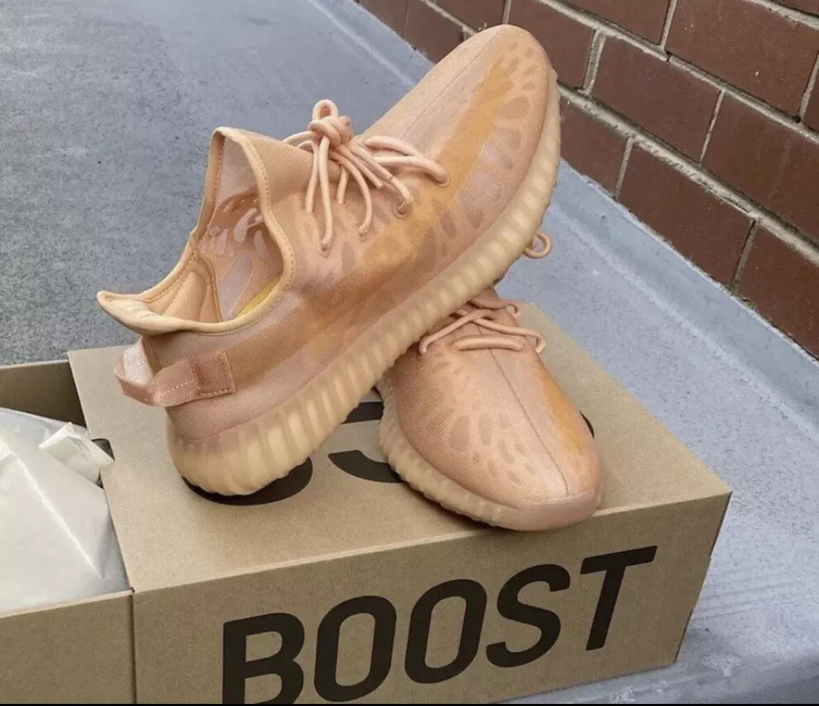Adidas Yeezy Boost 350 V2 Shoes Mono Clay sz. 12 Men’s SHIPS from USA New  GW2870