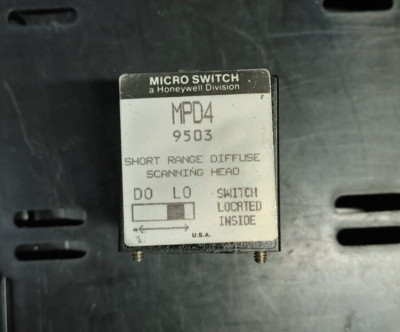 HONEYWELL MICRO SWITCH MPD4 9503 SHORT RANGE DIFFUSE SCANNING HEAD WOW!!