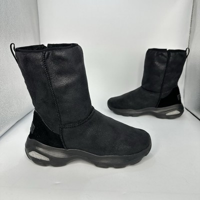 Skechers-D'lite Ultra Temp Winter Boot Faux Fur Lined Women Size 8.5 Black Zip