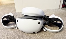 PlayStation VR2 PS5 + 2 Sense Controllers – Excellent Condition 