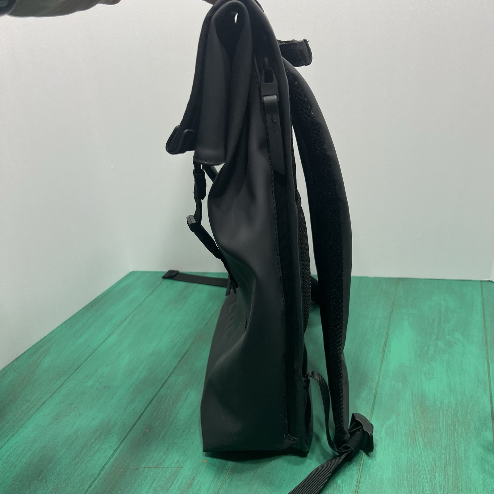 Ellevet Sciences Rolltop Rucksack Waterproof Back… - image 3