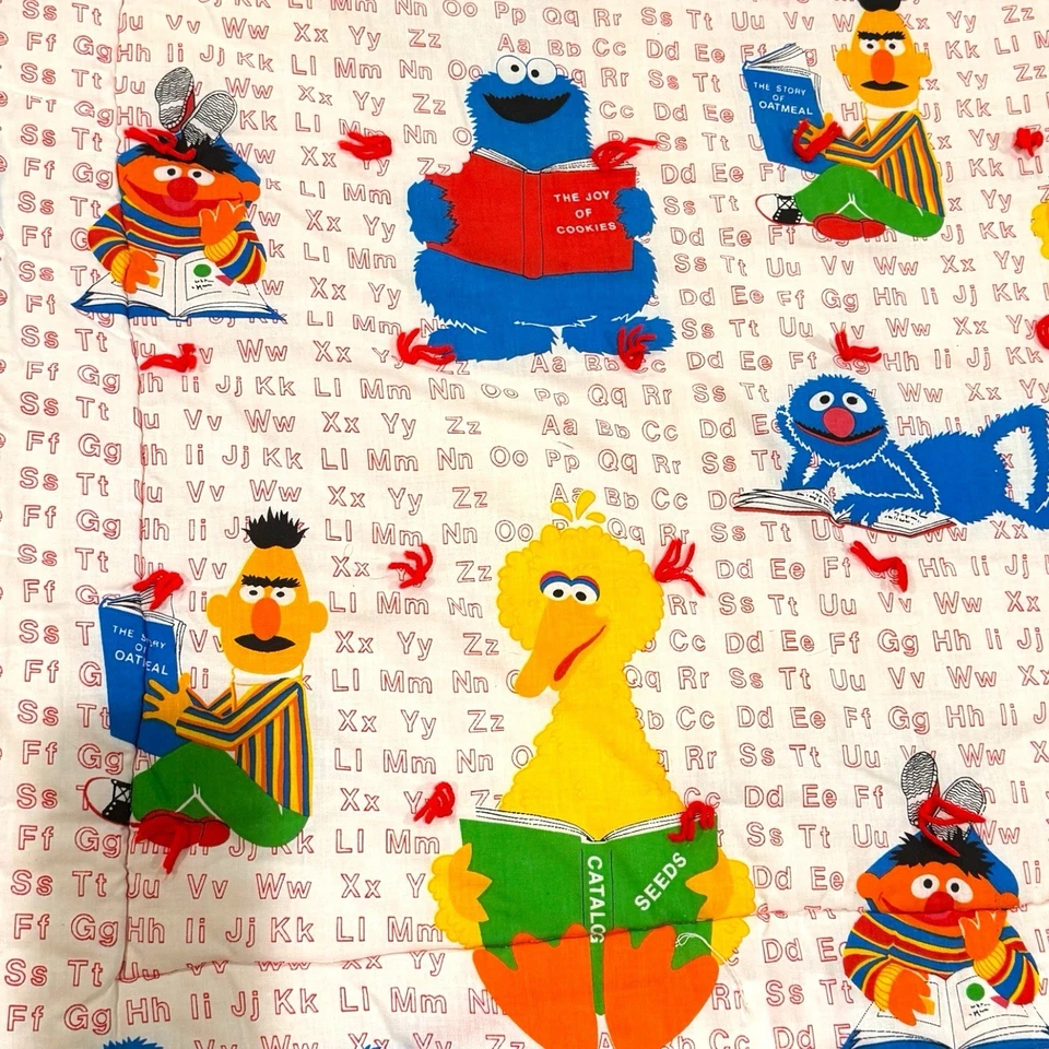 Rare 1970s Sesame Street Marlborough Twin Blanket 93x63 USA Red Tassels Vintage - Image 2 of 3
