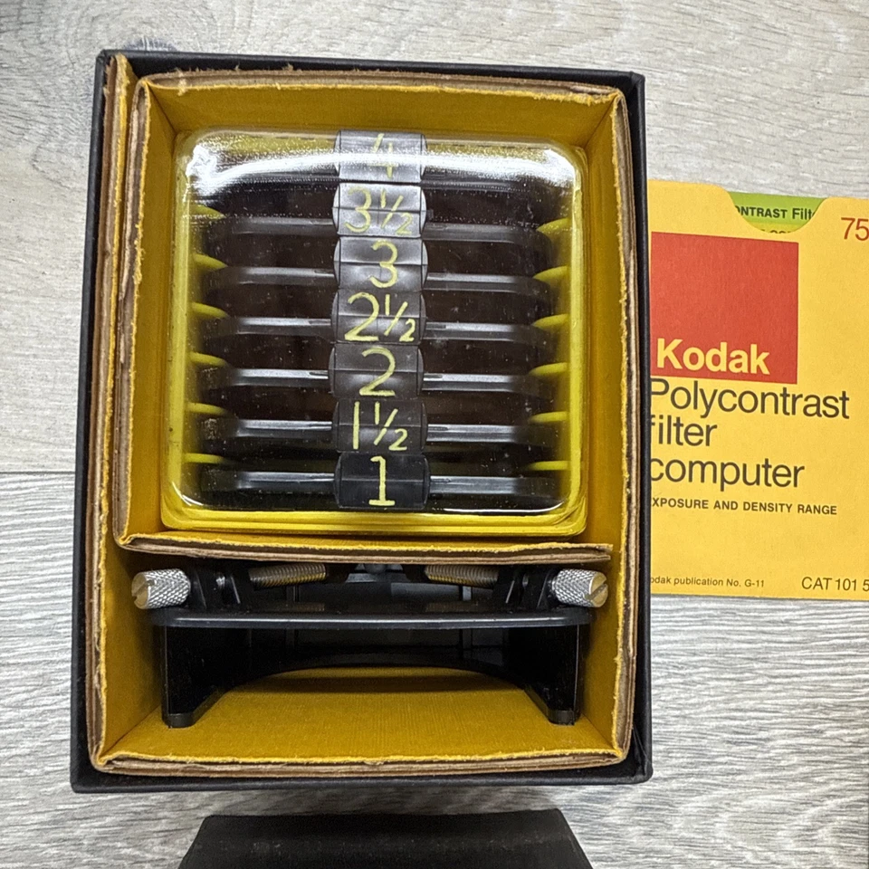 Vintage New Kodak Polycontrast Filter Kit Model A W/Box & 7 Extra Used Filters - Image 2 of 4