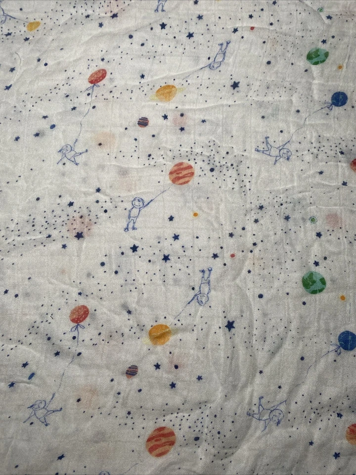 Manta Etiqueta Blanca Adén + Anais Planetas Espaciales Estrellas Niño Niña Envoltura Muselina Foto 4 de 4