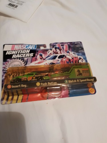 Vtg.Toy Biz - NASCAR - Ignition Racers - #18 BOBBY LABONTE SEALED - Picture 4 of 5