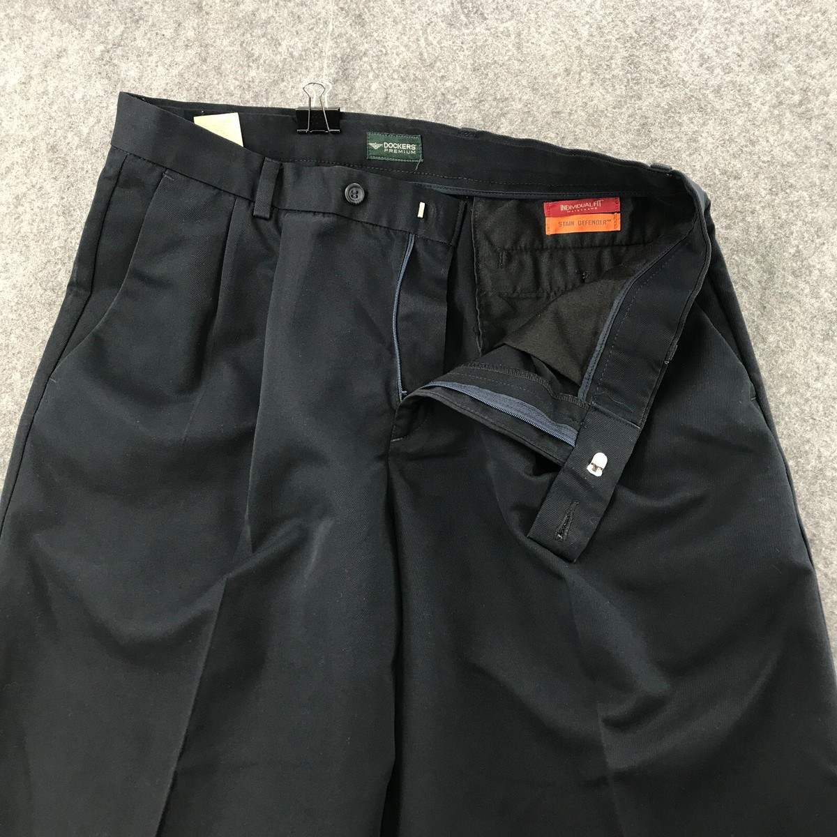Dockers Premium Pants Mens 34x32 Stain Defender Individual